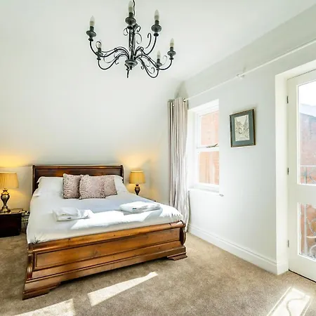 Micklegate Apartment *